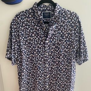 Charles Tyrwhitt Button Down Shirt